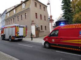 Blaulichteinsatz in der Colditzer Bahnhofstraße Foto: Sören Müller
