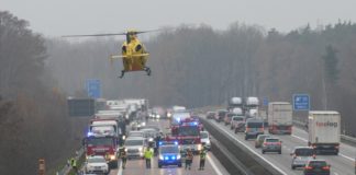 Kind bei Unfall verletzt: Hubschraubereinsatz auf A14 bei Naunhof