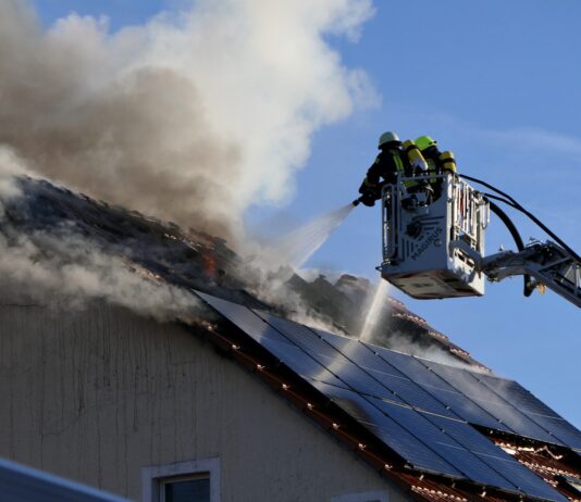 In Brandis kam es am Montagmorgen zu einem Dachstuhlbrand