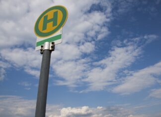 Haltestelle für einen Bus