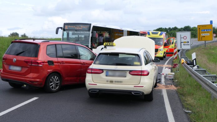 Schwerer Unfall auf der B6 bei Wurzen