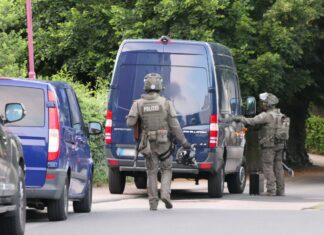 SEK Einsatz nach Nachbarschaftsstreit in Leipzig