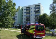 Gemeldeter Wohnungsbrand: Feuerwehr rückt nach Grimma Süd aus! Feuerwehreinsatz in Grimma Süd