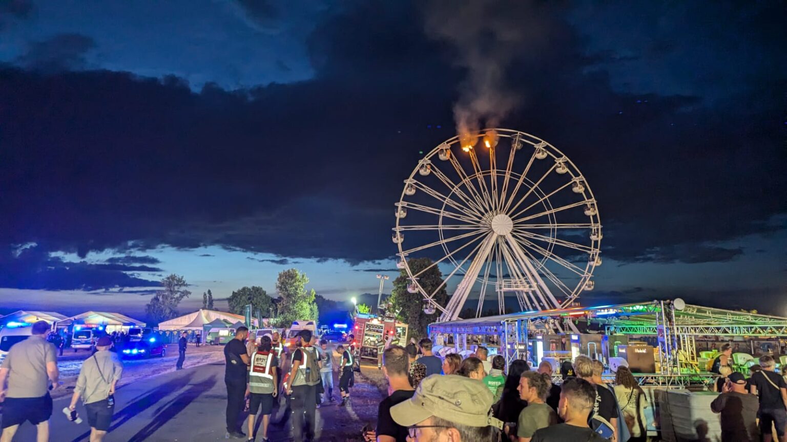 Gondeln Vom Highfield-Riesenrad In Flammen – Mehrere Verletzte ...