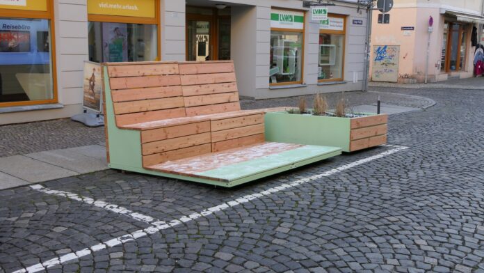 Die neuen Parklets sind laut Stadtverwaltung 