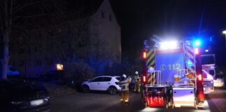 Zahlreiche Feuerwehrkameraden rückten nach Dürrweitzschen aus