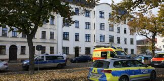 Polizei-Einsatz in Wurzen: 46-Jähriger bedroht Beamte und verbarrikadiert sich