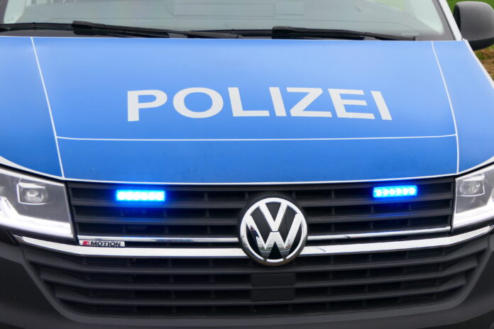 P1640533 Polizeiwagen