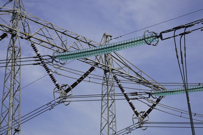 high-voltage-7379785_1280