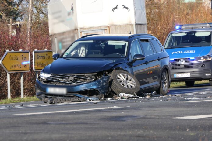 P1750708 Unfall auf B107 Fotos: Sören Müller