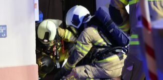 Unbekannter Stoff sorgt für nächtlichen Großeinsatz in Grimmas Altstadt