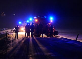 Schneeverwehungen? Verkehrsunfall zwischen Grimma und Mutzschen