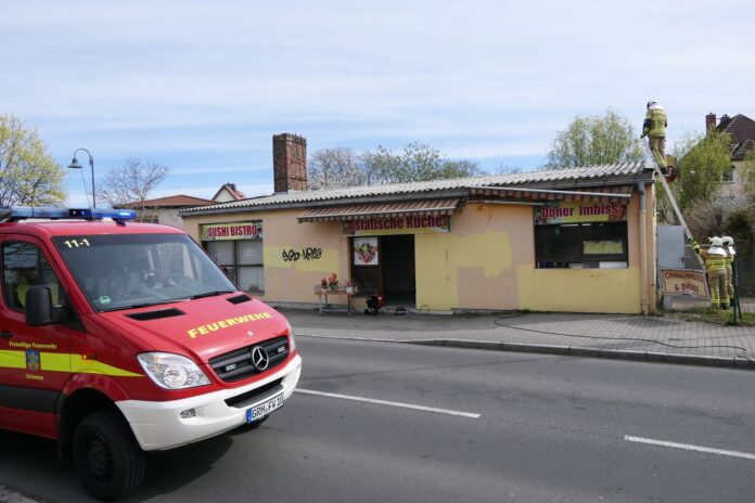 P1790225 Brand im Asia Imbiss