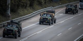 Achtung Kolonne: US-amerikanische und deutsche Militärfahrzeuge auf Sachsens Straßen unterwegs