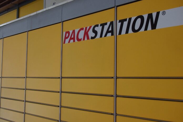 gina_janosch-post-office-668664