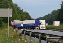 LKW-Unfall auf der A14 sorgt für Verkehrsbehinderungen