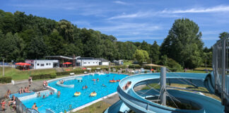 Sommerkino unter Palmen: Waldbad Colditz lädt zum großen Badfest Waldbad Colditz