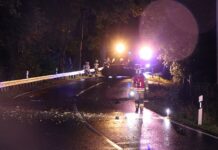 Verkehrsunfall auf der B107: Mercedes und Ford kollidieren bei Rothersdorf