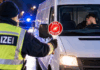 Kuriose Polizeikontrolle in Sachsen: Mann gleich zweimal ohne Führerschein erwischt