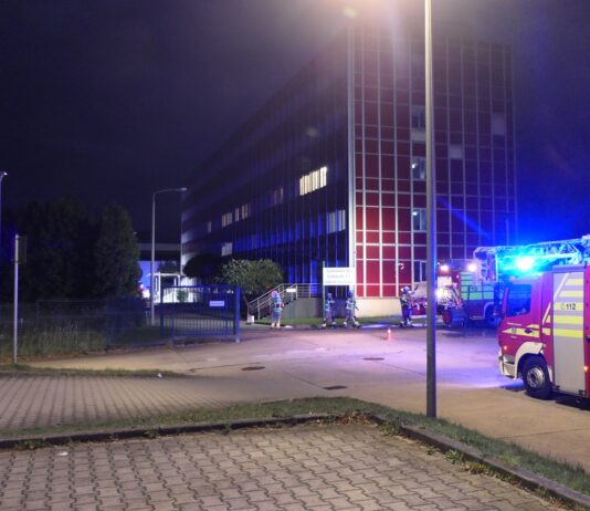 Feuerwehreinsatz in Grimma Süd: Brandmeldeanlage löst Alarm aus